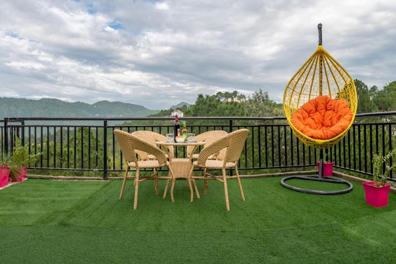 Mystic Kasauli I Pvt Balcony I Peacefull Area I Serviced Apt I By Exotic Stays Zewnętrze zdjęcie